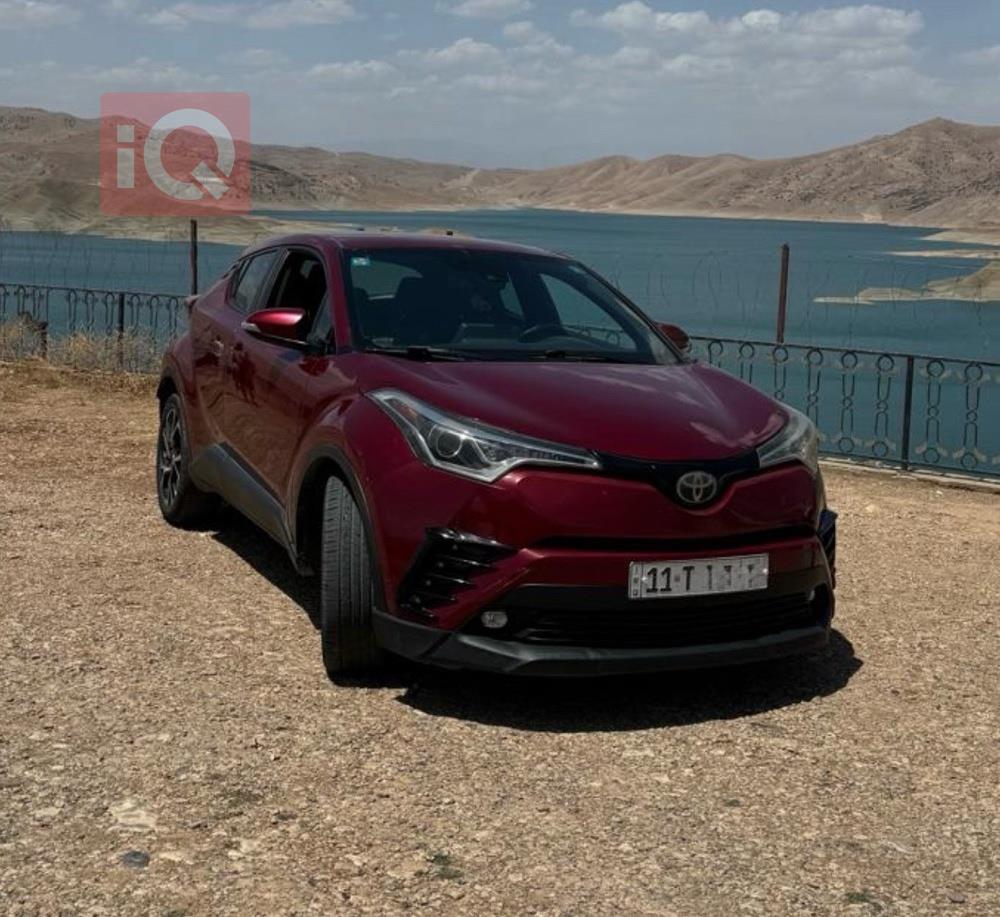 تويوتا سي اتش ار